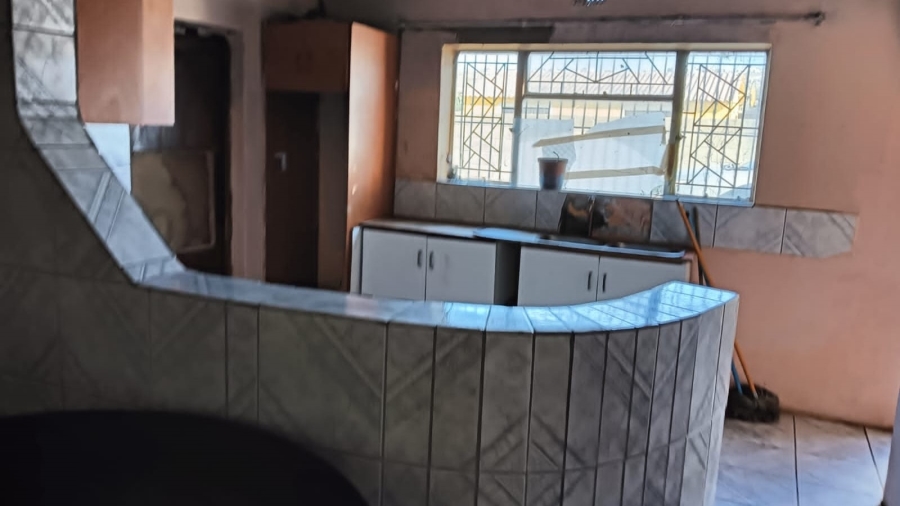 2 Bedroom Property for Sale in Diazville Western Cape